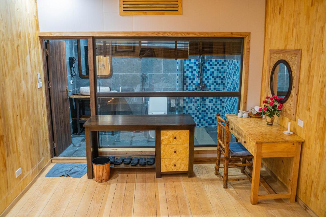 נין בין Camellia Eco Home &Tra My Restaurant מראה חיצוני תמונה